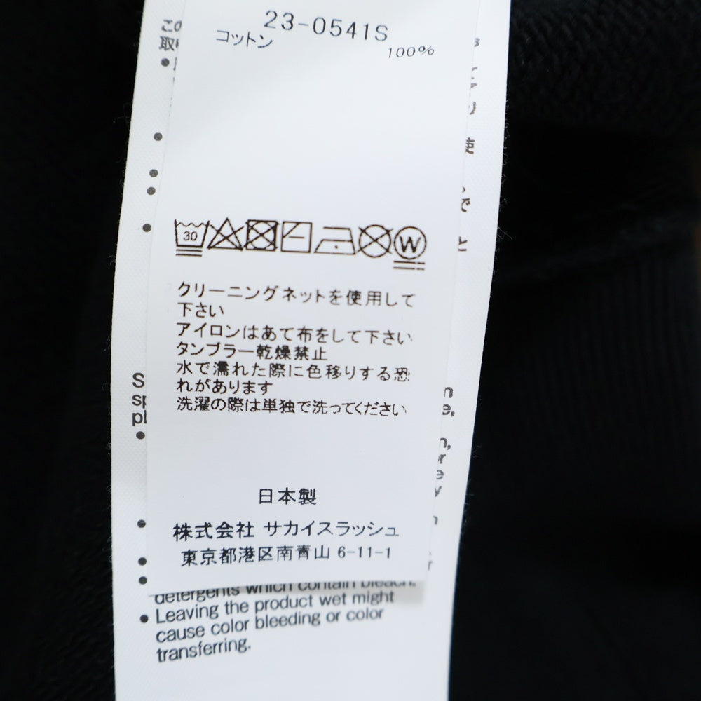 Sacai(サカイ) 23SS Hello sacai フロントプリント プルオーバーパーカー ブラック 23-0541S