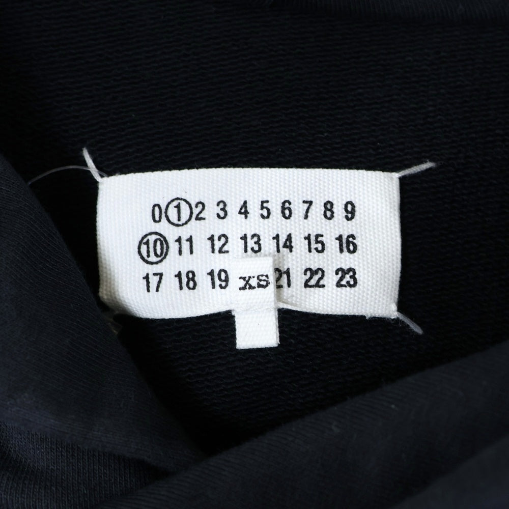Maison Margiela 1 10(メゾンマルジェラ 1 10) 23SS オーバーサイズ カレンダーグラフィック ロゴ スウェットパーカー ブラック S50GU0202 S25505