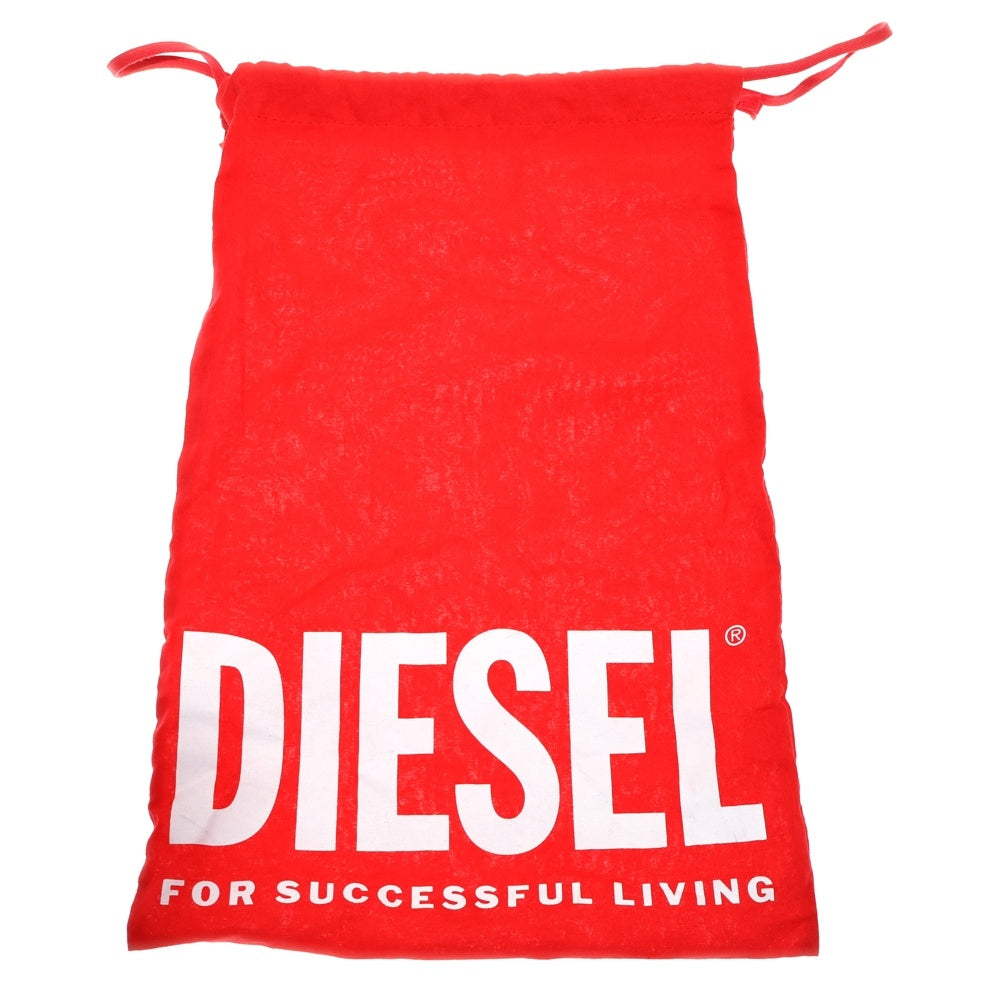 DIESEL(ディーゼル) 1DR Logo Bag XS メタルプレート バッグ ミラーレザー シルバー X08957-PS202