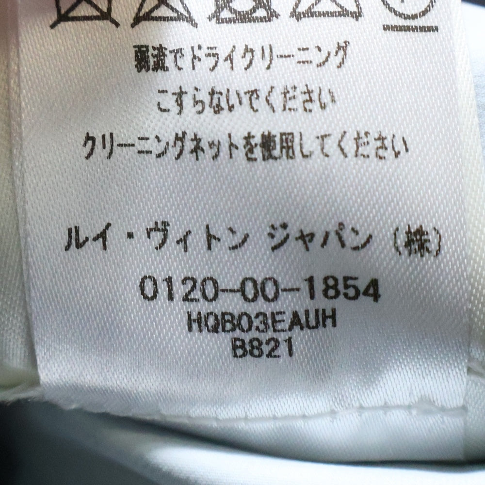 LOUIS VUITTON(ルイヴィトン) 24SS 裏地モノグラム LV カーヴィング スキーシェル ジャケット ホワイト/ブラック RM241M AUH HQB03E