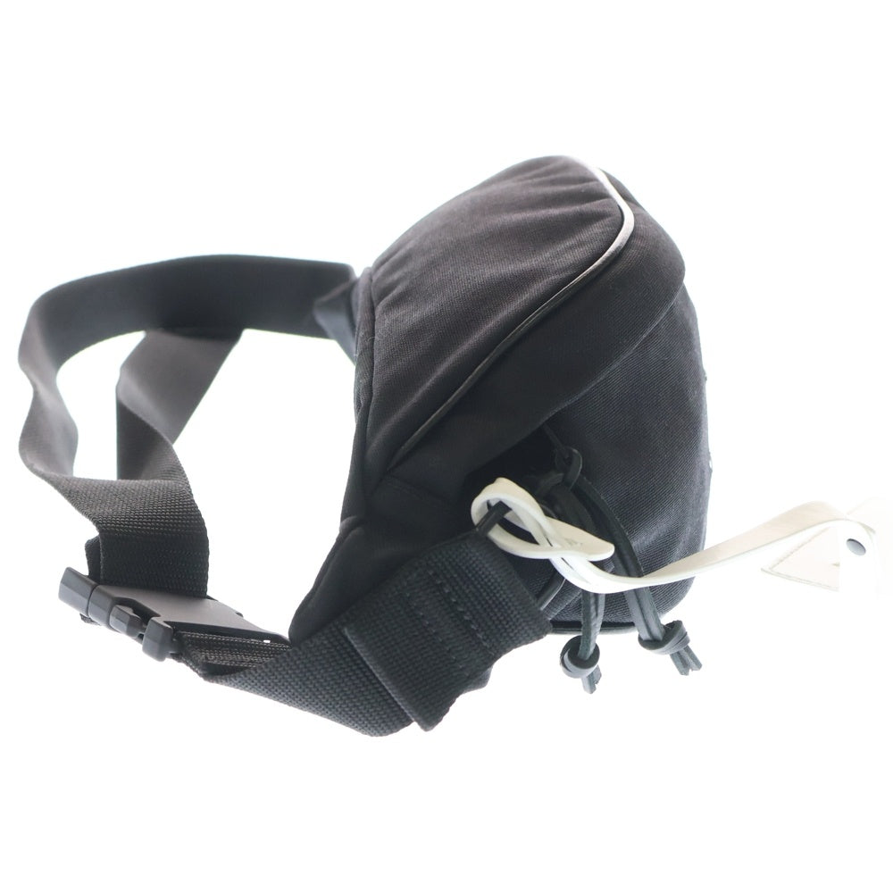 Maison Margiela 1(メゾンマルジェラ) ボディバッグ ウェストポーチ バムバッグ ブラック ナイロン S55WB0072