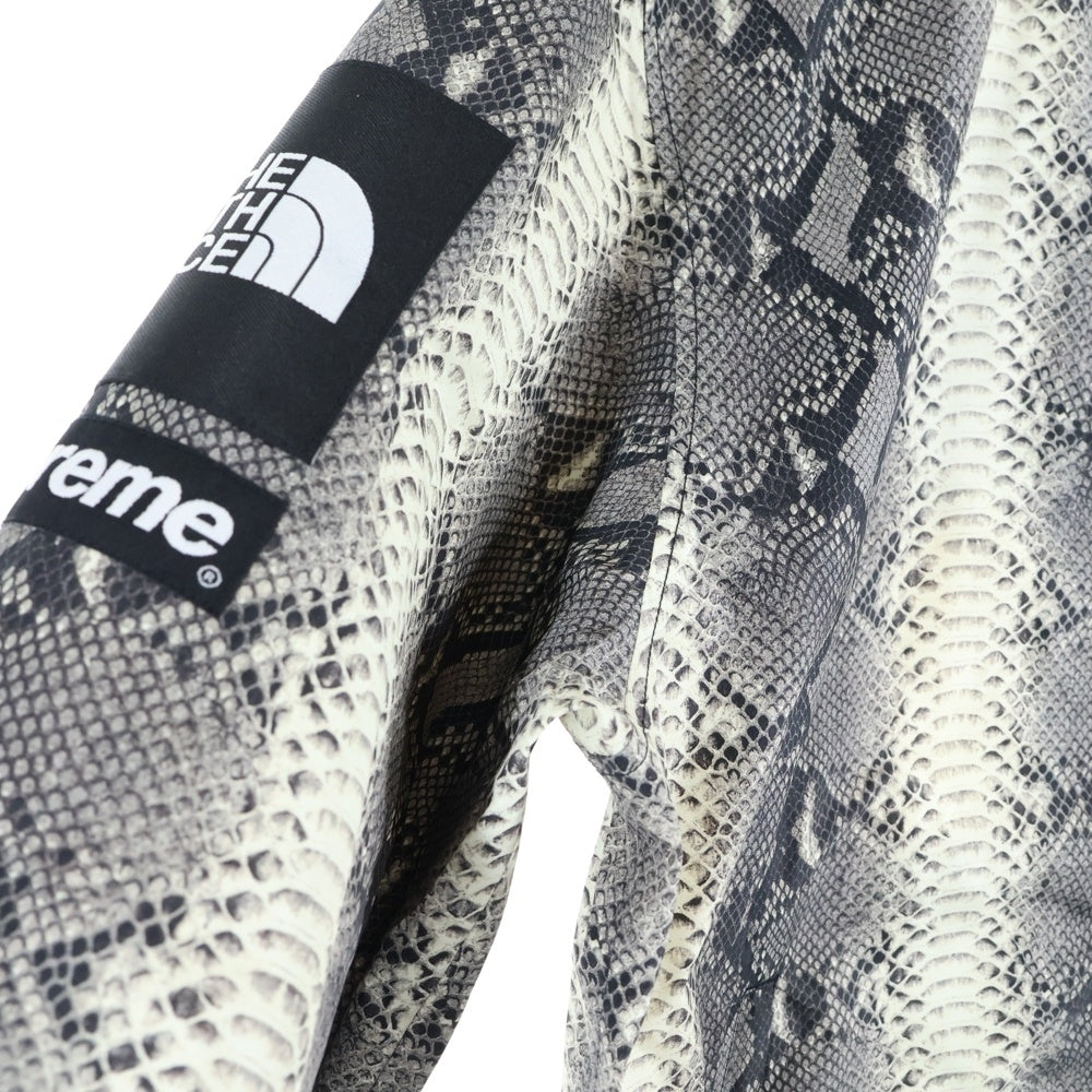 SUPREME(シュプリーム) 18SS ×THE NORTH FACE Coaches Jacket コーチジャケット パイソン ヘビ柄 グレー NP118031
