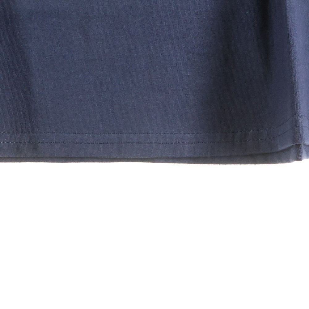 GOD SELECTION XXX(ゴッドセレクショントリプルエックス) ×FRAGMENT フラグメント ロゴプリント 半袖Tシャツ カットソー ネイビー GX-S25-12FST-06