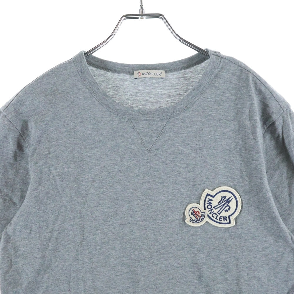 MONCLER(モンクレール) MAGLIA T-SHIRT ワッペンロゴ 半袖Tシャツ カットソー グレー E20918032500