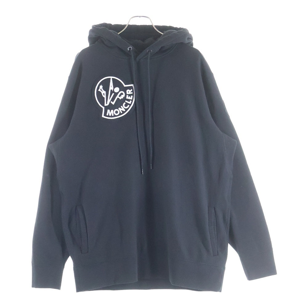 MONCLER(モンクレール) GENIUS MAGLIA CON CAPPUCCIO 裏起毛ロゴワッペン スウェットプルオーバーパーカー フーディ ブラック G20928G00006