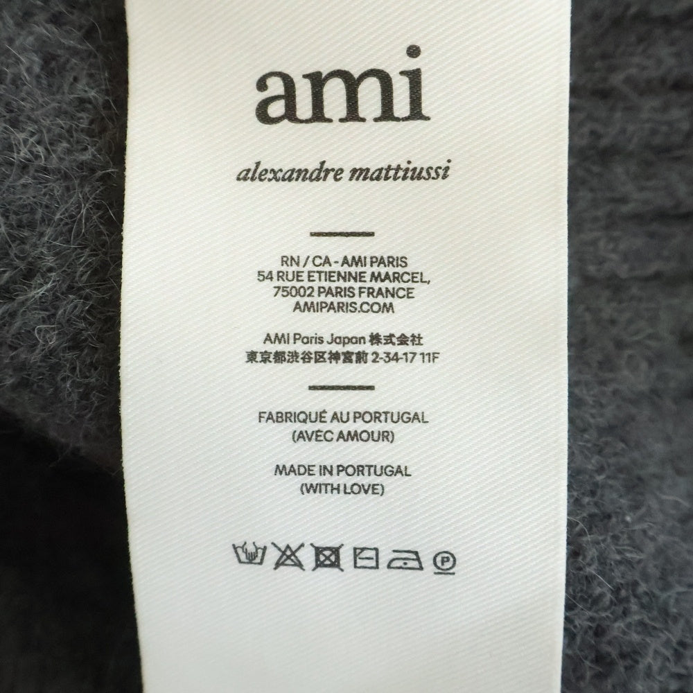 ami paris(アミパリス) ハートロゴ クルーネックニットセーター グレー UKS025.KN0032