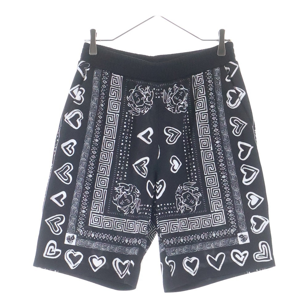 VERSACE(ヴェルサーチ) Bandana print short heart pants バンダナ柄 ショート ハートパンツ ブラック A230813 A81931