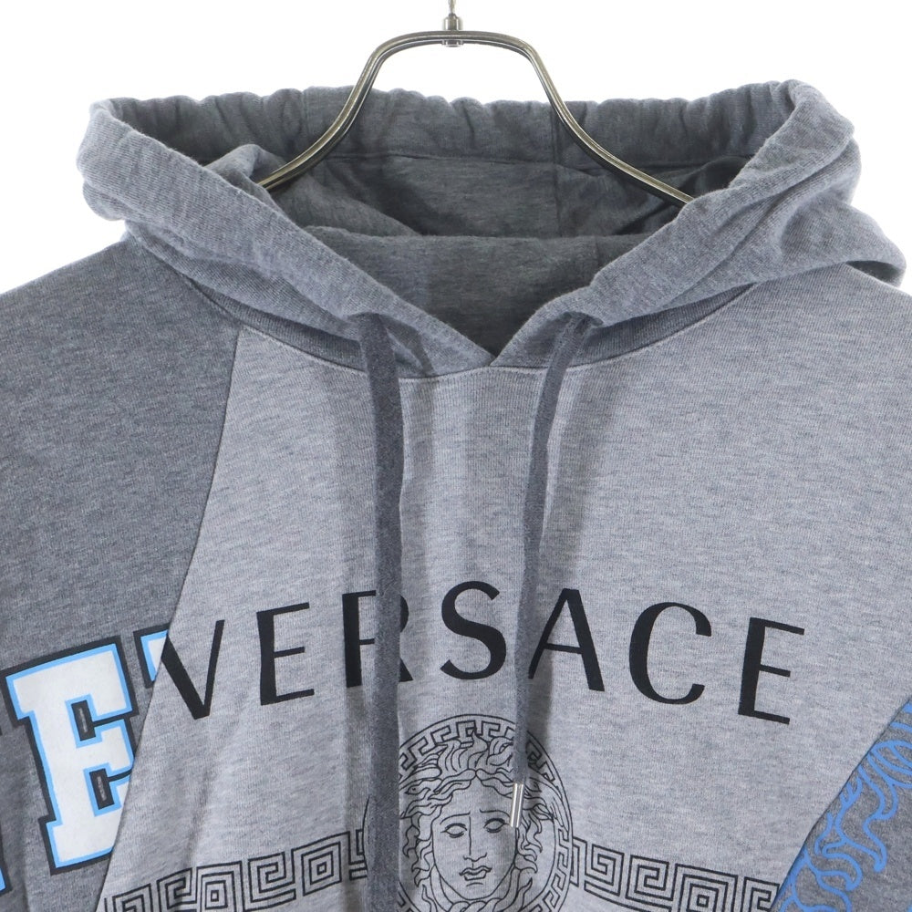 VERSACE(ヴェルサーチ) Front logo pullover hoodie フロントロゴ プルオーバーパーカー 切り替え グレー A232781 A84840
