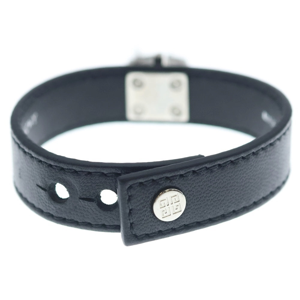 GIVENCHY(ジバンシィ) 4Gロゴ ロックチャーム レザーバンド ブラック BF20CEF047 レディース