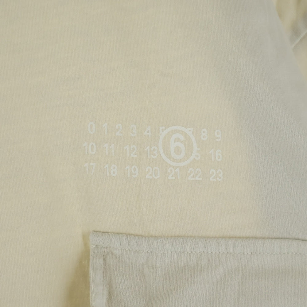 MM6 Maison Margiela(エムエムシックスメゾンマルジェラ) 24AW マルチポケットロゴプリントTシャツ ベージュ SH0GC0022 S24311