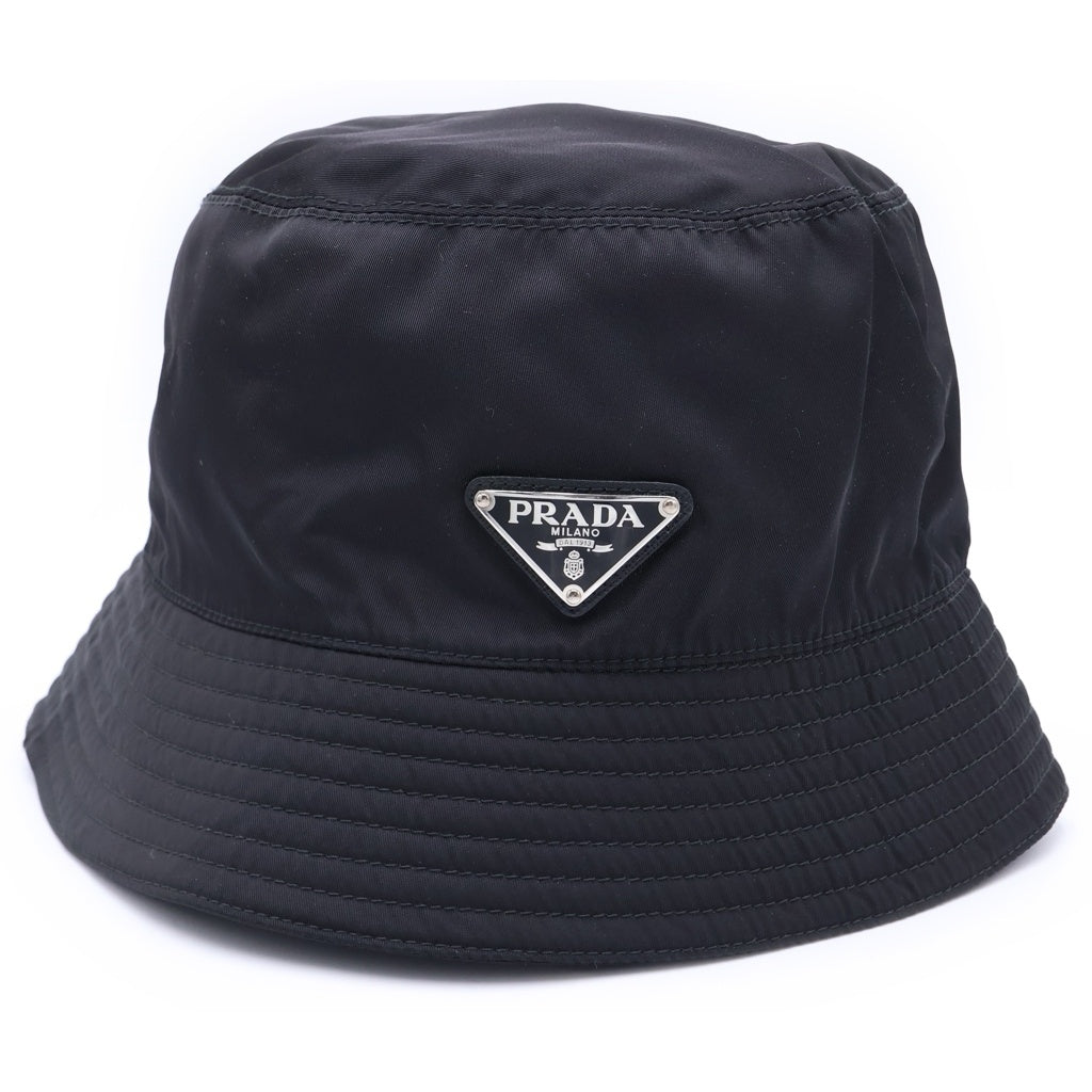 PRADA(プラダ) 三角ロゴプレート バケットハット 帽子 ブラック