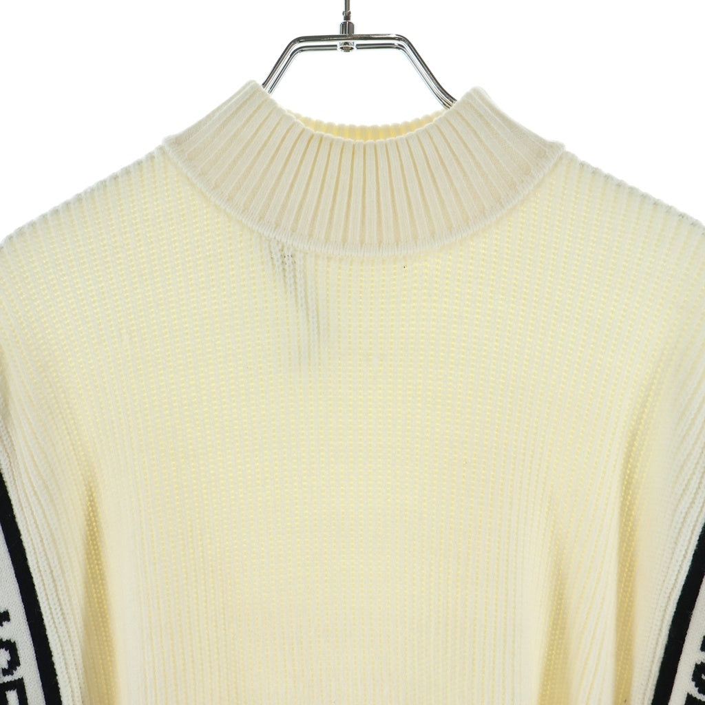 Karl Lagerfeld(カールラガーフェルト) BELTED LOGO PONCHO ベルト ロゴ ニット ノースリーブ ポンチョ ホワイト レディース