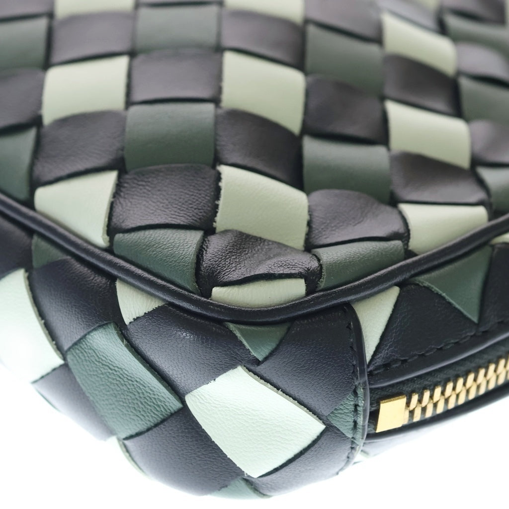 BOTTEGA VENETA(ボッテガヴェネタ) イントレチャート レザー ビューティー ポーチ ブラック レディース