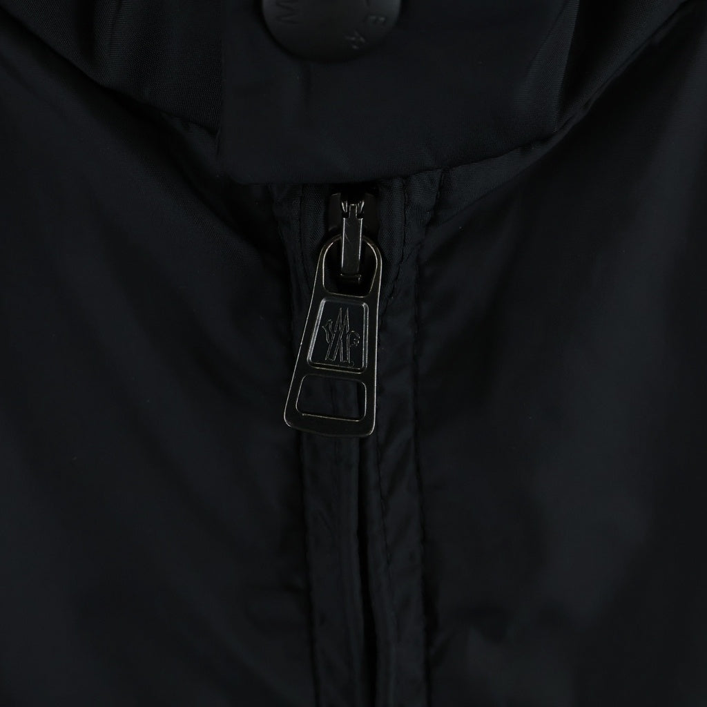 MONCLER(モンクレール) REPPE GIUBBOTTO アームロゴワッペン ジップアップジャケット ブラック F10911A72000 68352