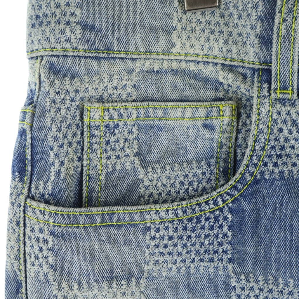 LOUIS VUITTON(ルイヴィトン) 25SS ダミエ ブーツカットデニムパンツ フレアボタンフライジーンズ 総柄 インディゴ RM251Q GRT HRD70W