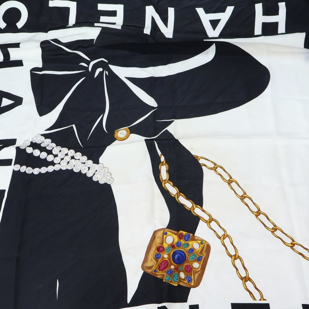 CHANEL(シャネル) マドモアゼル ロゴ シルク スカーフ ブラック レディース