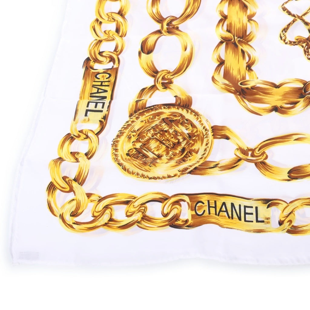 CHANEL(シャネル) ノベルティ 大判スカーフ ゴールドチェーン柄 シルク スカーフ ホワイト レディース