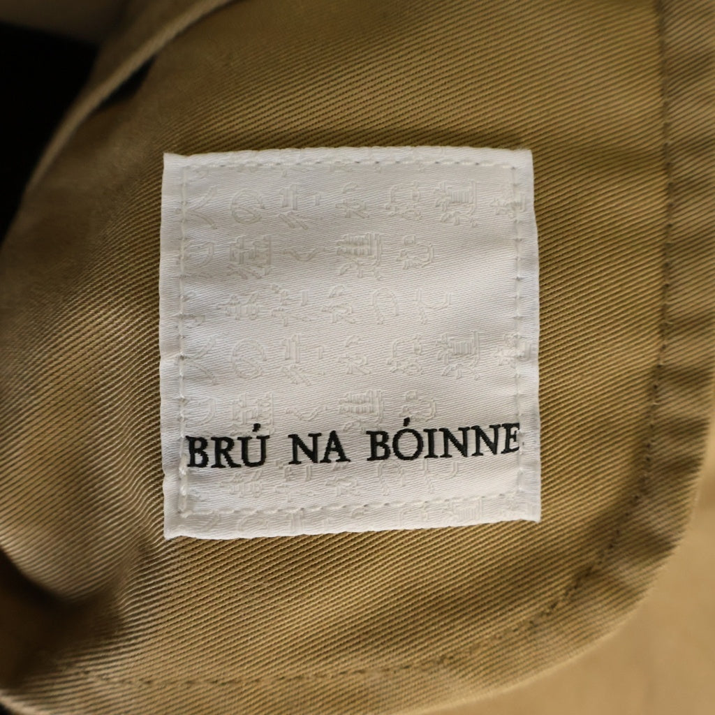 BRU NA BOINNE(ブルーナボイン) アルチザン ボタンフライコート2号 ブラウン 5407