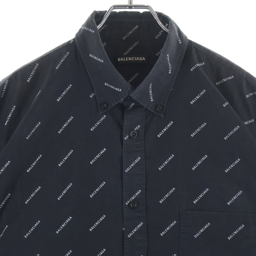 BALENCIAGA(バレンシアガ) 19SS オールオーバーロゴボタンダウン半袖シャツ ブラック 534332 TBL96
