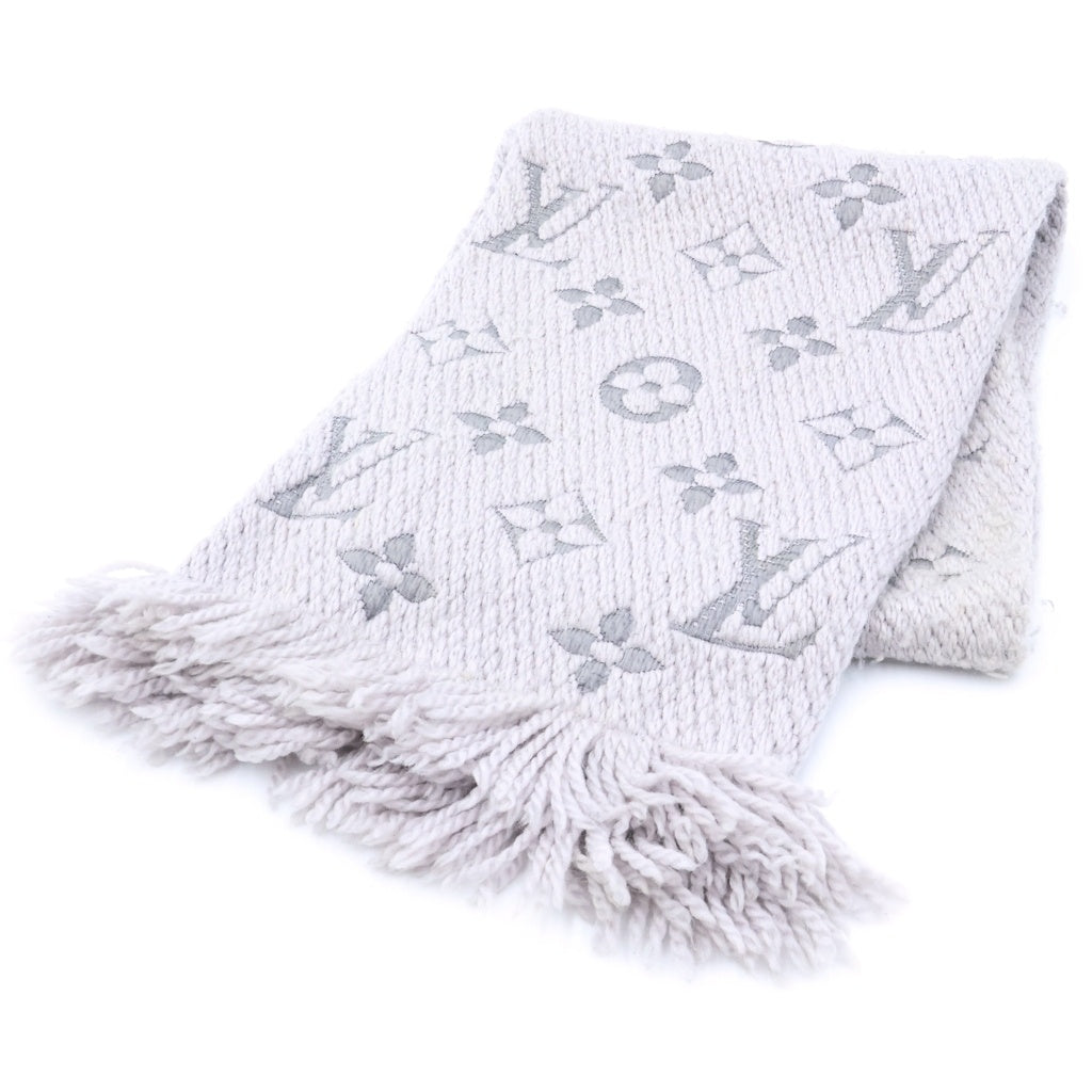 LOUIS VUITTON(ルイヴィトン) エシャルプ ロゴマニア モノグラムジャガード シルク混 ウール マフラー グレー M74742
