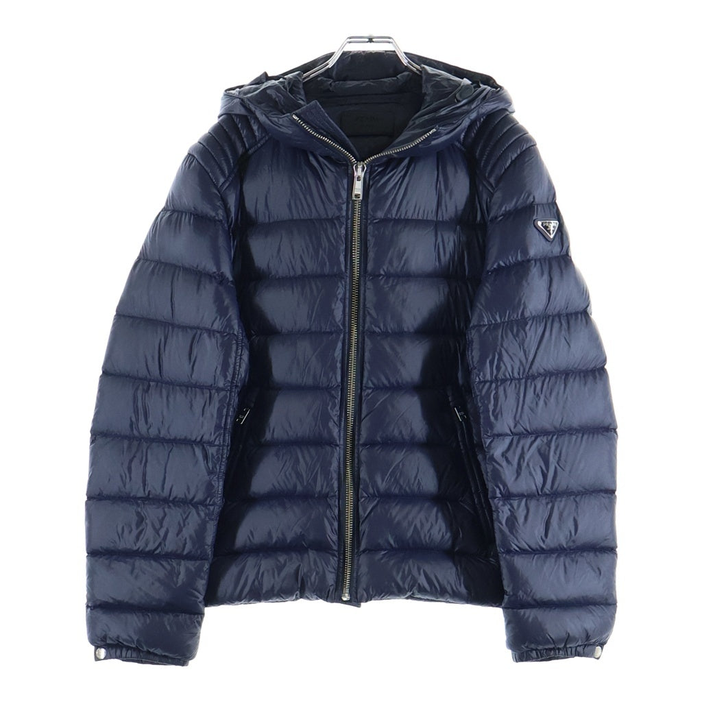 PRADA(プラダ) トライアングルプレート ナイロン ダウンジャケット ブラック SGA654 R142