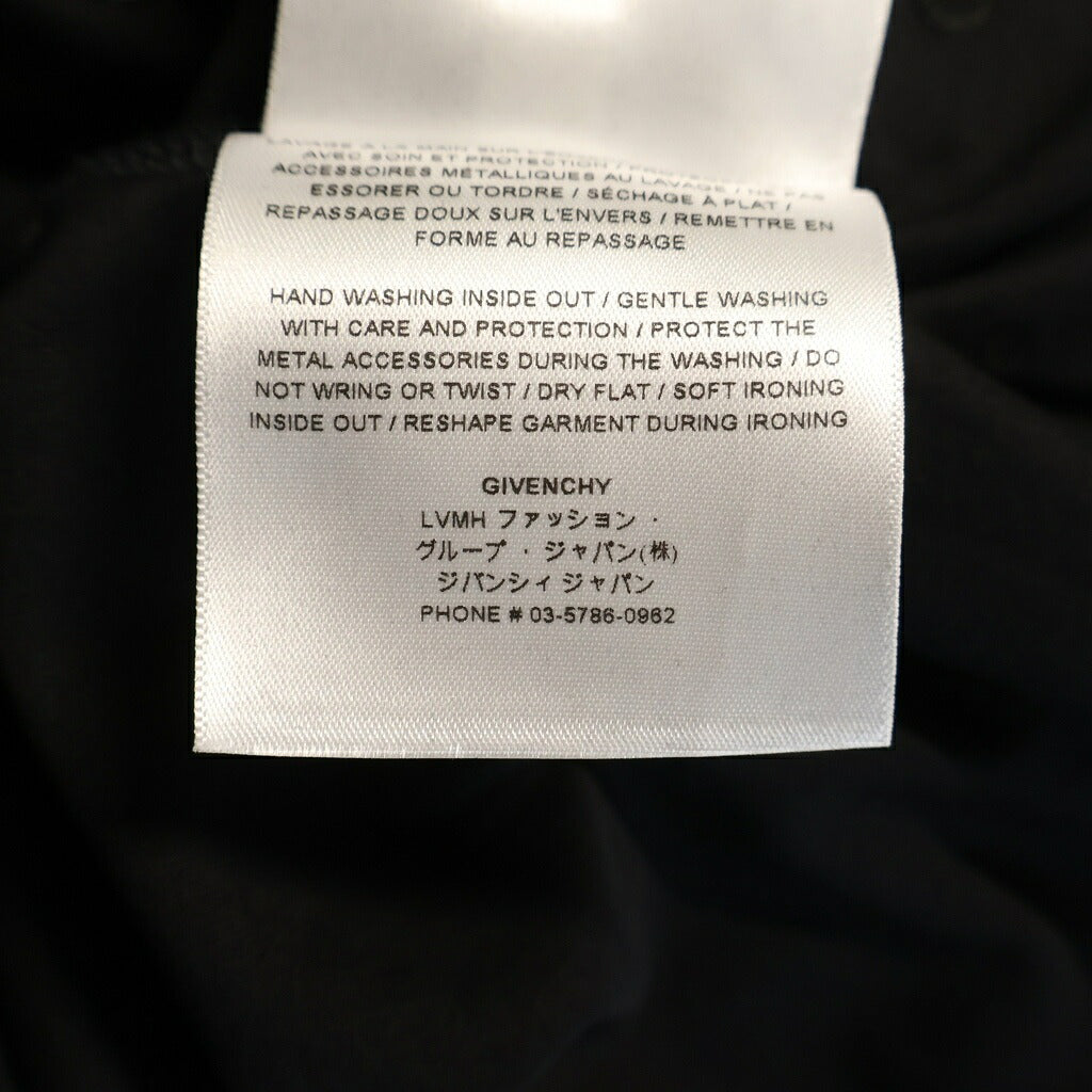 GIVENCHY(ジバンシィ) ロゴプリント スタッズ付き クルーネック半袖Tシャツ カットソー ブラック BM716R3YBR