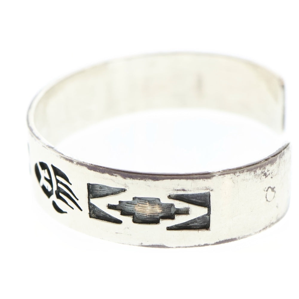 INDIAN JEWELRY(インディアンジュエリー) HOPI Sharon Cisco シャロン・シスコ作 ベアクローオーバーレイバングル シルバー ブレスレット SC刻印