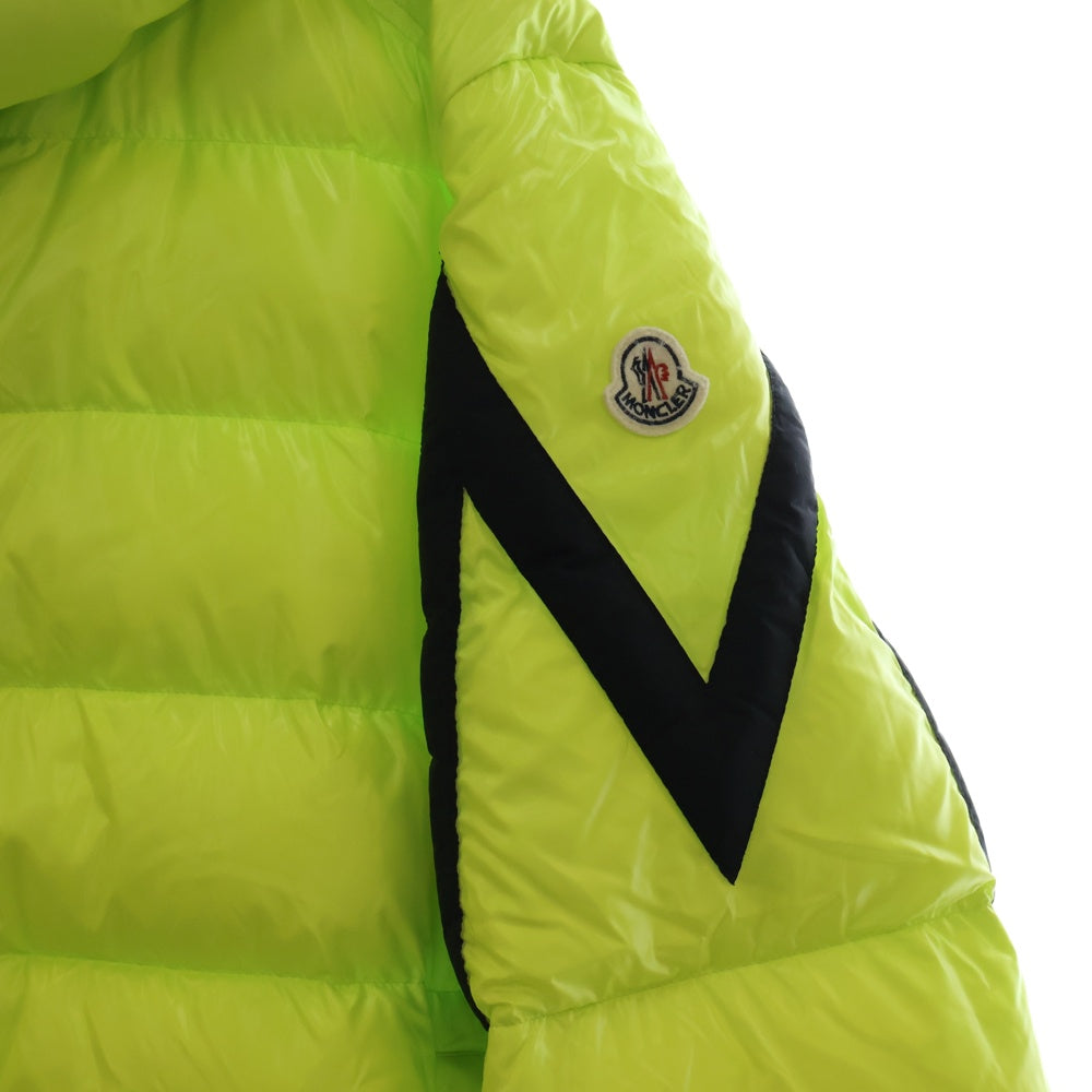 MONCLER(モンクレール) CORYDALE GIUBBOTTO コーリーデール袖ロゴデザインジップアップダウンジャケット グリーン H20911A00101 68950