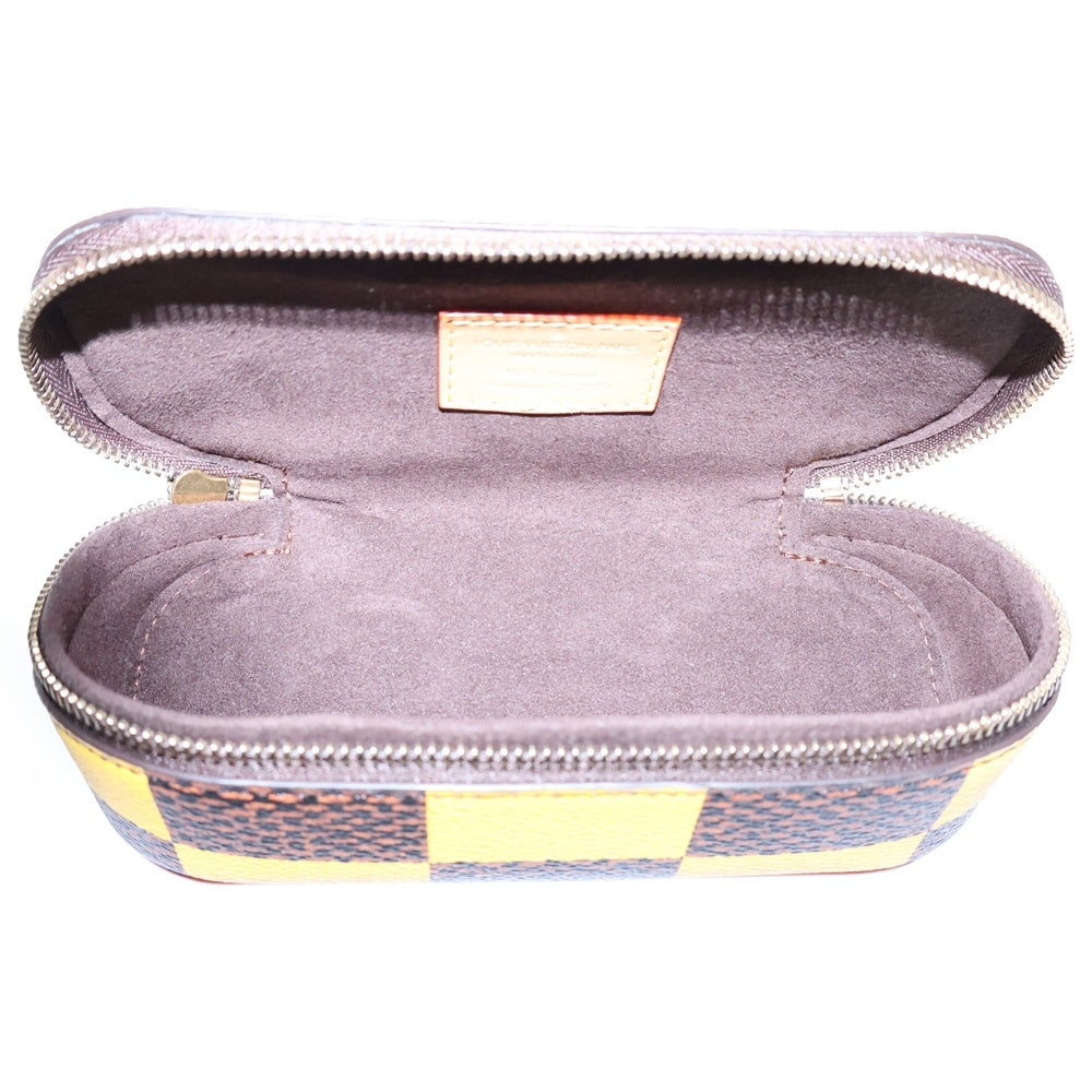 LOUIS VUITTON(ルイヴィトン) 24SS サングラスポーチ ダミエ ポップ イエロー/ブラウン GI1034