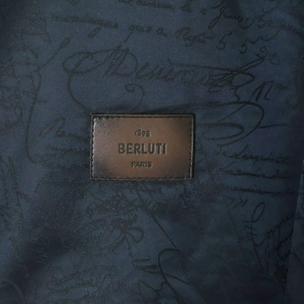 Berluti(ベルルッティ) スクリット ナイロン パッド入りライナー カリグラフィ フロントジップアップナイロンジャケット ブラック R270BL162-PAGV