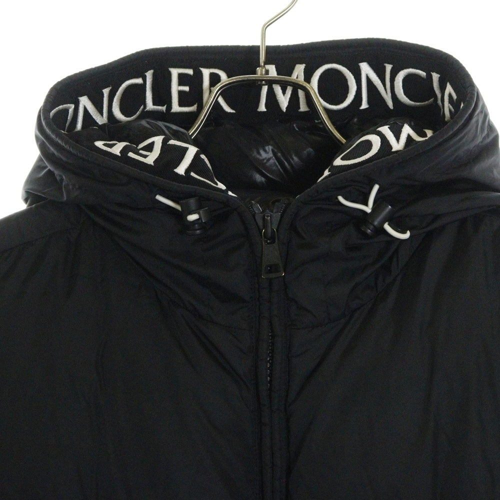 MONCLER(モンクレール) 20AW MONTCLA モンクラー ロゴフーデッドナイロンダウンジャケット ブラック F20911B56900