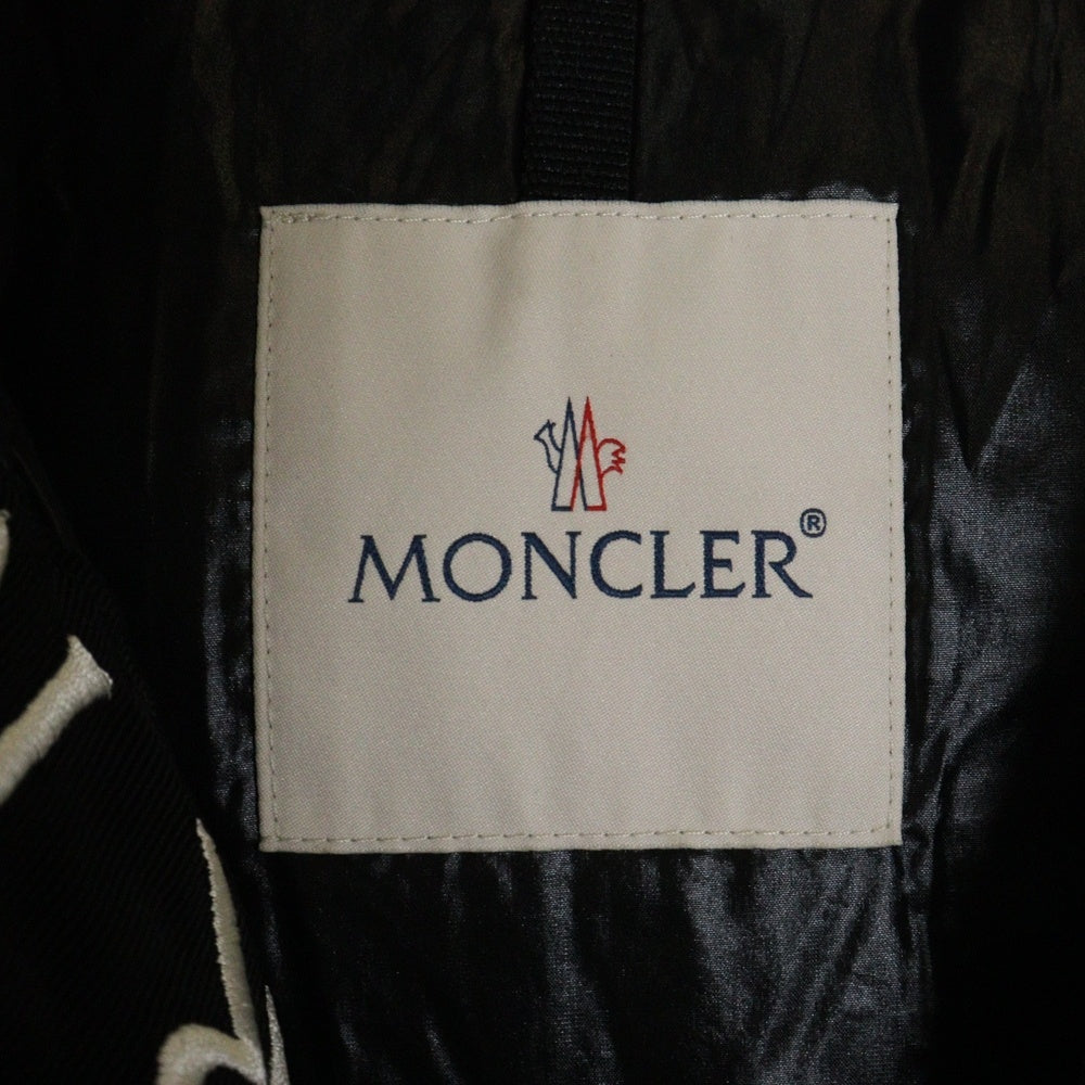 MONCLER(モンクレール) 20AW MONTCLA モンクラー ロゴフーデッドナイロンダウンジャケット ブラック F20911B56900