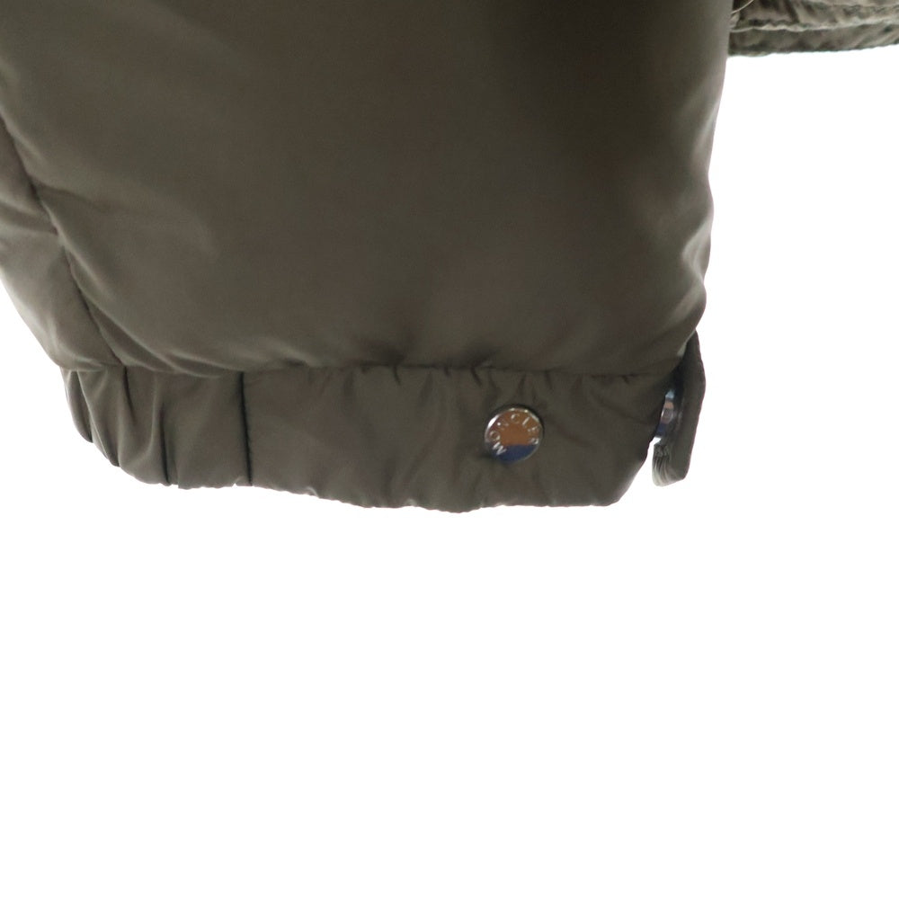 MONCLER(モンクレール) BESBRE GIUBBOTTO I20911A00092 549SK ロゴワッペン パデット ダウンジャケット ブラウン