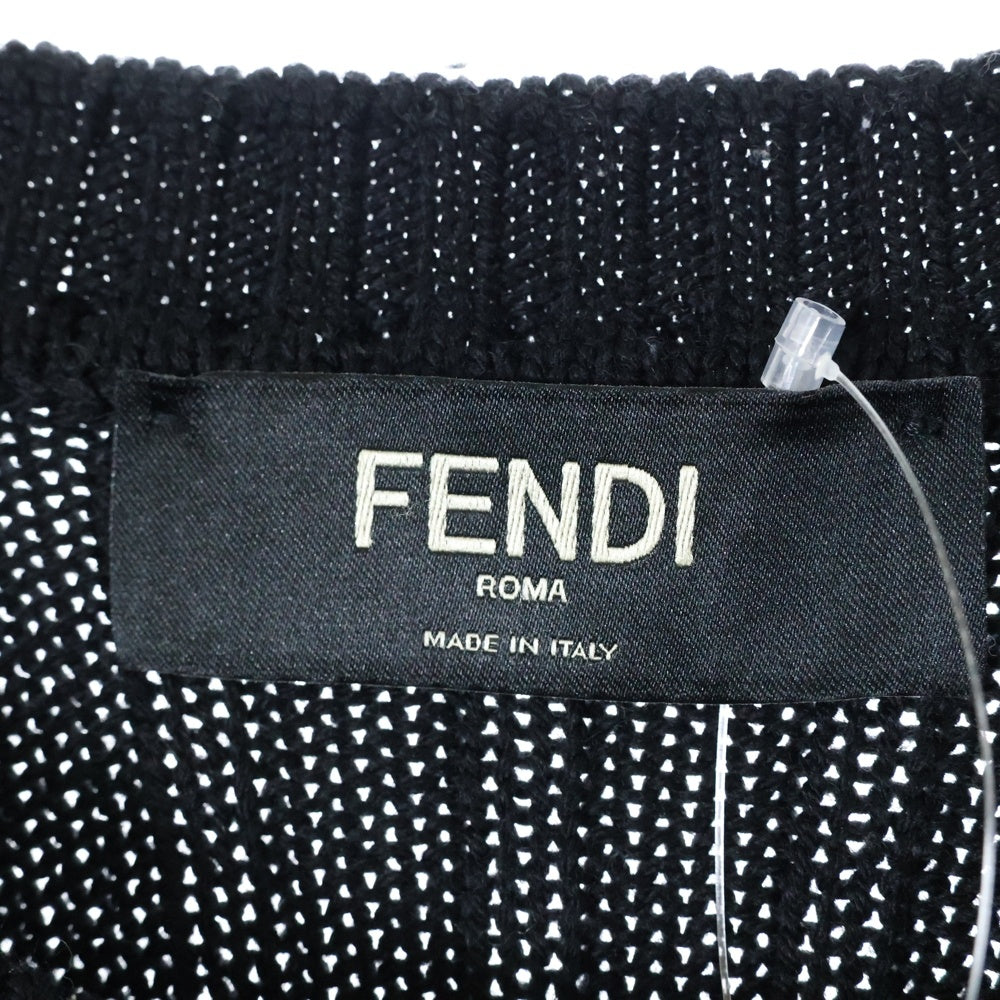FENDI(フェンディ) FRONT LOGO SWEATER フロント筆記ロゴ刺繍クルーネックニットセーター ブラック