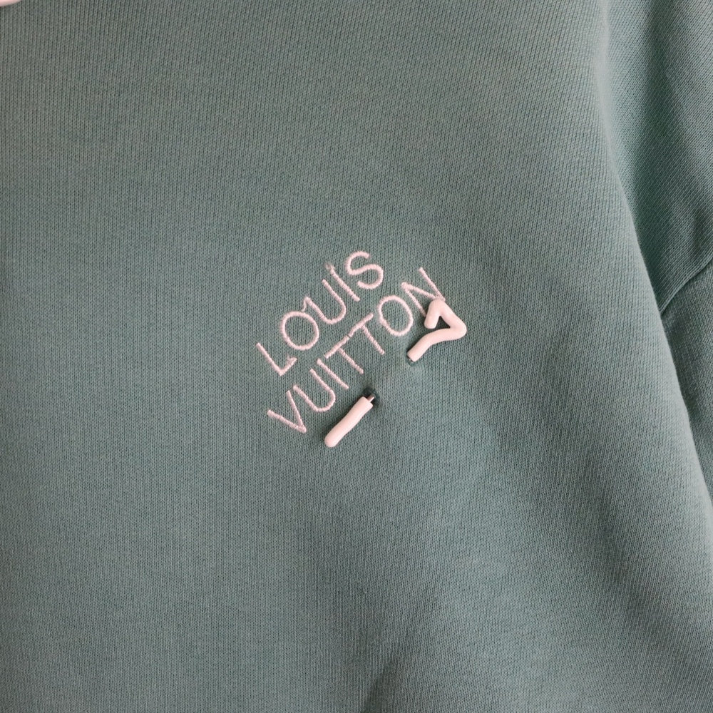 LOUIS VUITTON(ルイヴィトン) 22AW シグネチャーロゴ プルオーバーパーカー フーディ グリーン RM2129 IHN HLY33W