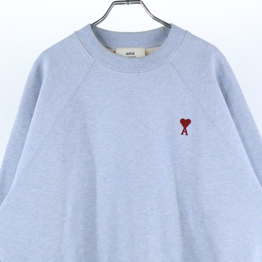 AMI Alexandre Mattiussi(アミアレクサンドルマテュッシ) RED AMI DE COEUR SSHIRT USW005.747 ハートロゴ クルーネックスウェットトレーナー ブルー