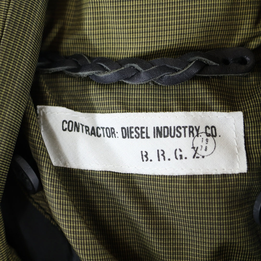 DIESEL(ディーゼル) パームツリー フロント ジップアップ ダウンジャケット カーキ 00E8F203