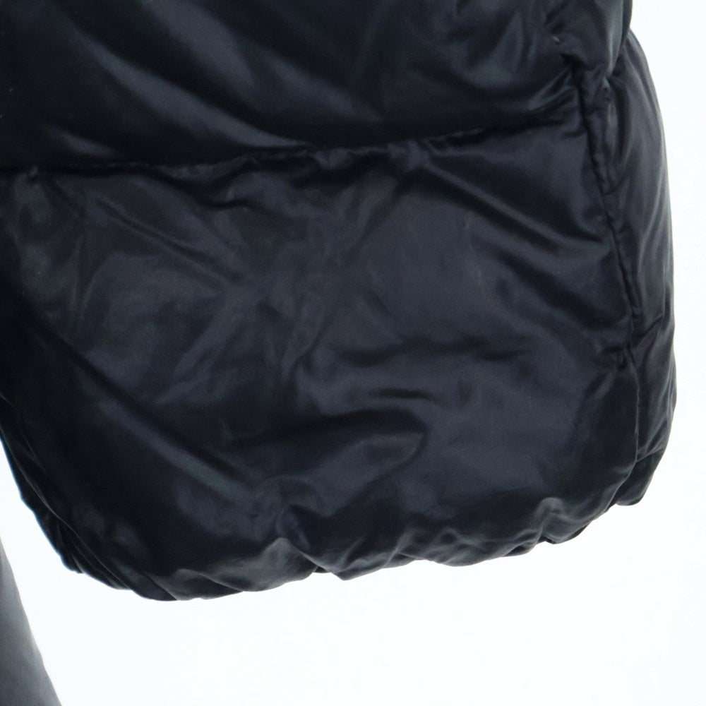 MONCLER(モンクレール) SUYEN GIUBBOTTO C20934931949 スイエン ロゴワッペン ダウンジャケット ダウンコート フーディー ブラック レディース