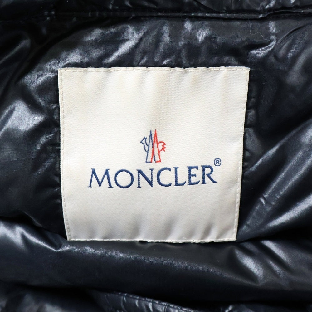 MONCLER(モンクレール) SUYEN GIUBBOTTO C20934931949 スイエン ロゴワッペン ダウンジャケット ダウンコート フーディー ブラック レディース