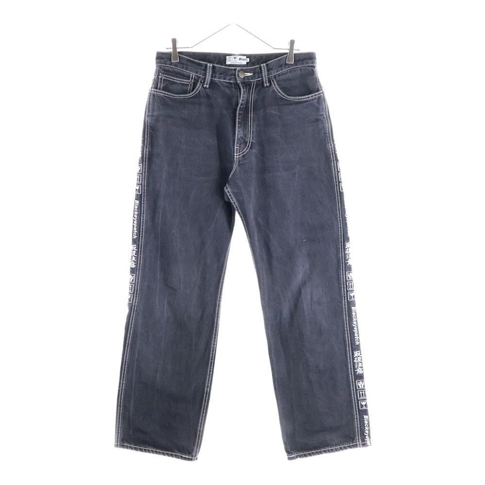 THE BLACK EYE PATCH(ブラックアイパッチ) サイドロゴ刺繍 ステッチデザイン ワイドデニムパンツ ジーンズ グレー