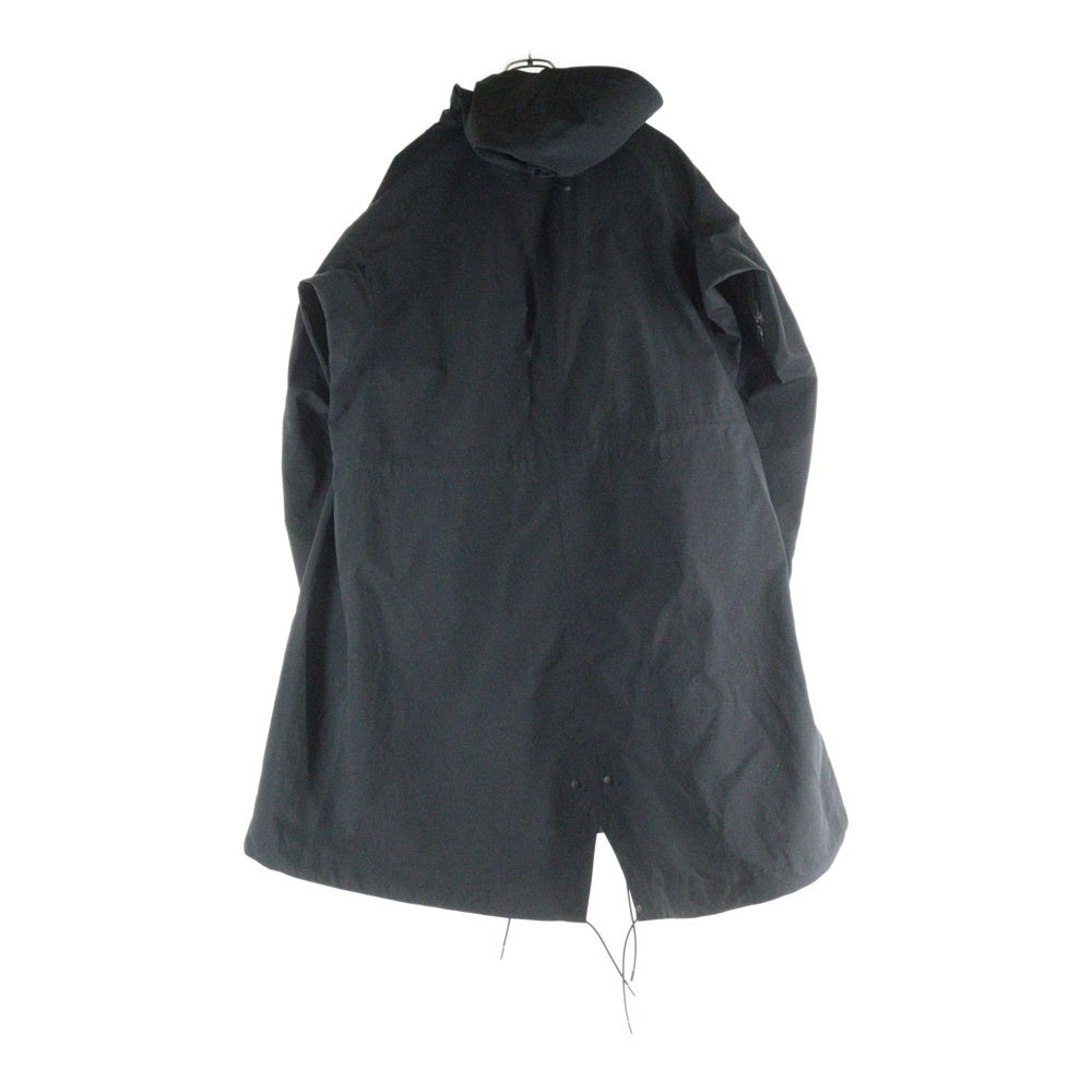 Sacai(サカイ) ウォータープルーフナイロンフーデッドコート ブラック 23-03246M