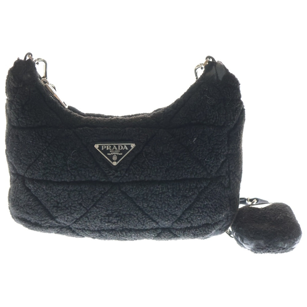PRADA(プラダ) シープファー ショルダーバッグ 黒 ファー トライアングルロゴ 三角プレート ポーチ 1BC151 レディース