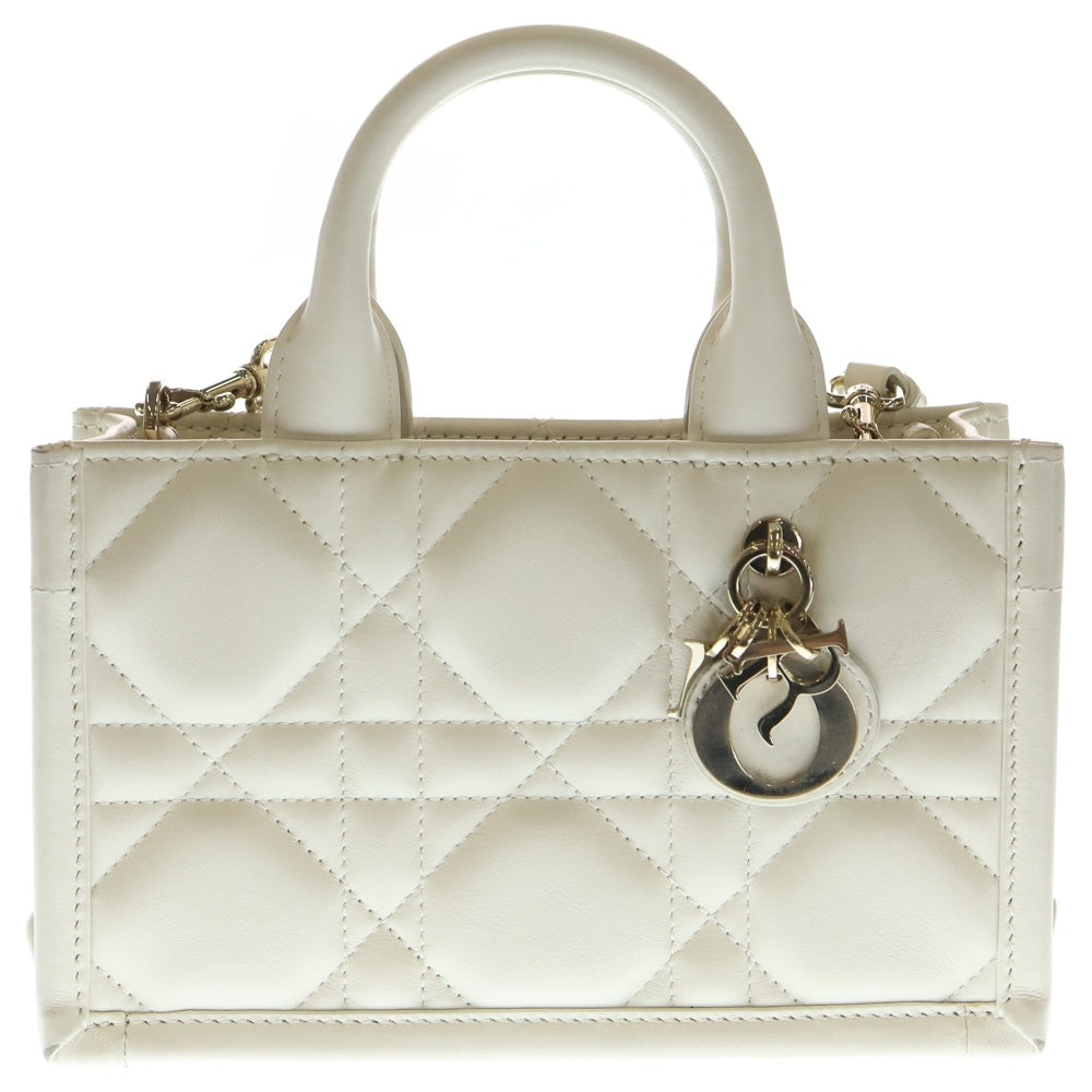 DIOR(ディオール) BOOk Toot Mini S5573OWHP ブックトート ミニ マクロカナージュ 2WAY ハンドバッグ ショルダーバッグ ホワイト レディース