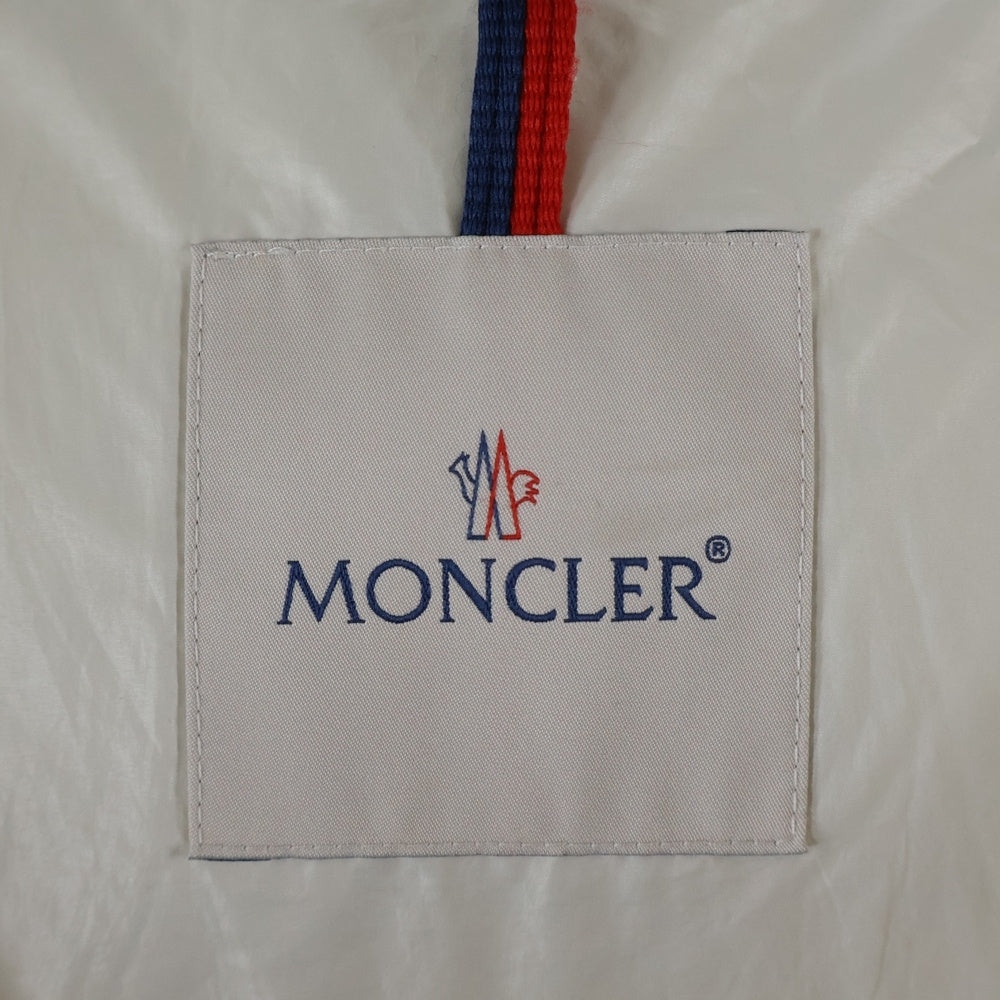 MONCLER(モンクレール) STELLAIRE H29541A00028 ステレール フロントワンポイントロゴパッチ ジップアップダウンジャケット ホワイト キッズ