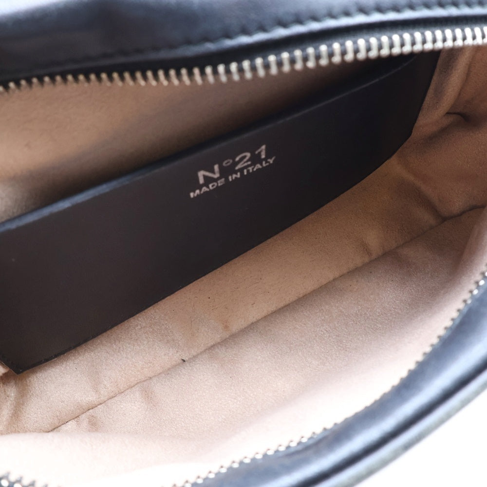 N21 numero ventuno(ヌメロ ヴェントゥーノ) ロゴ レザー ショルダーバッグ クロスボディバッグ ブラック レディース 22EBS0920NP00C003