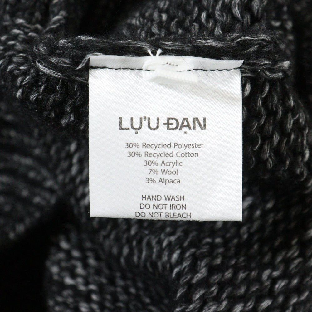 LU'U DAN(ルーダン) フロントロゴ クルーネックニットベスト ブラック