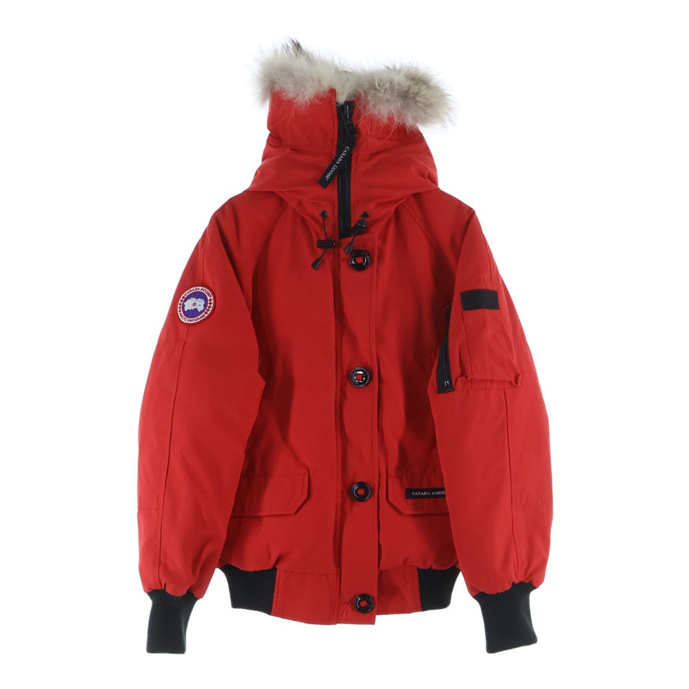 CANADA GOOSE(カナダグース) CHILLIWACK BOMBER 7950LA ロゴワッペン チリワックボンバー ジップアップ ファー フーディー ダウンジャケット レッド