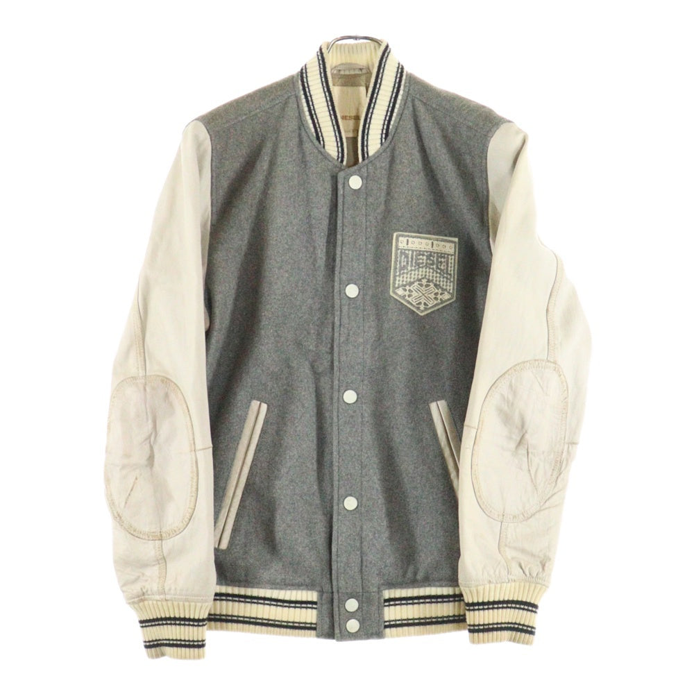 DIESEL(ディーゼル) フロントロゴワッペン刺繍 スタジアムジャケット スタジャン グレー