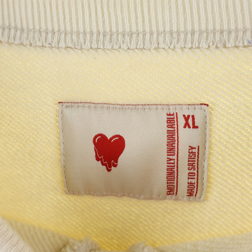 Emotionally Unavailable(エモーショナリー アンアヴェイラブル) フロントロゴプリント クルーネックスウェットトレーナー ベージュ EU-A22-0000-022