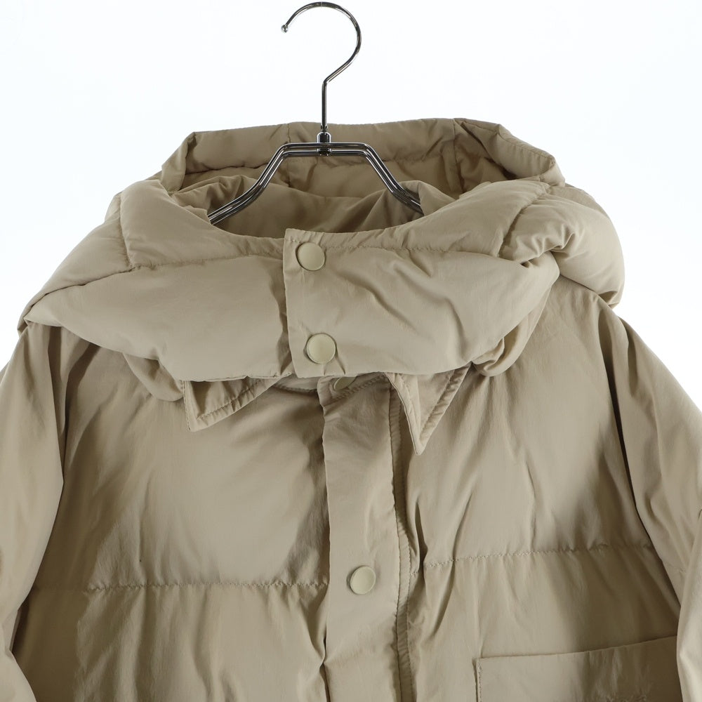 JACQUEMUS(ジャックムス) La Chemise Puffed Parka Jacket フロントワンポイントロゴ刺繍 ジップアップ中綿ジャケット ベージュ